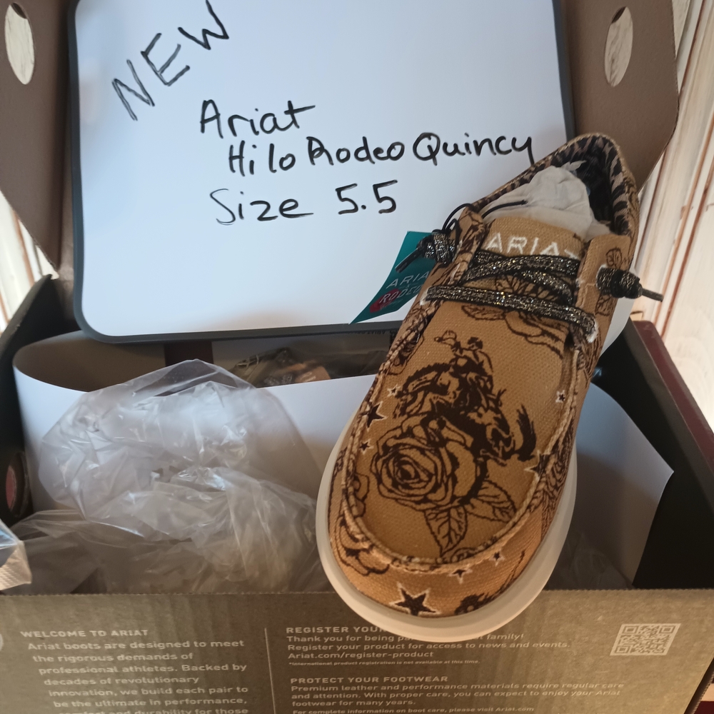 Ariat Hilo Rodeo Quincy Shoes in Tan